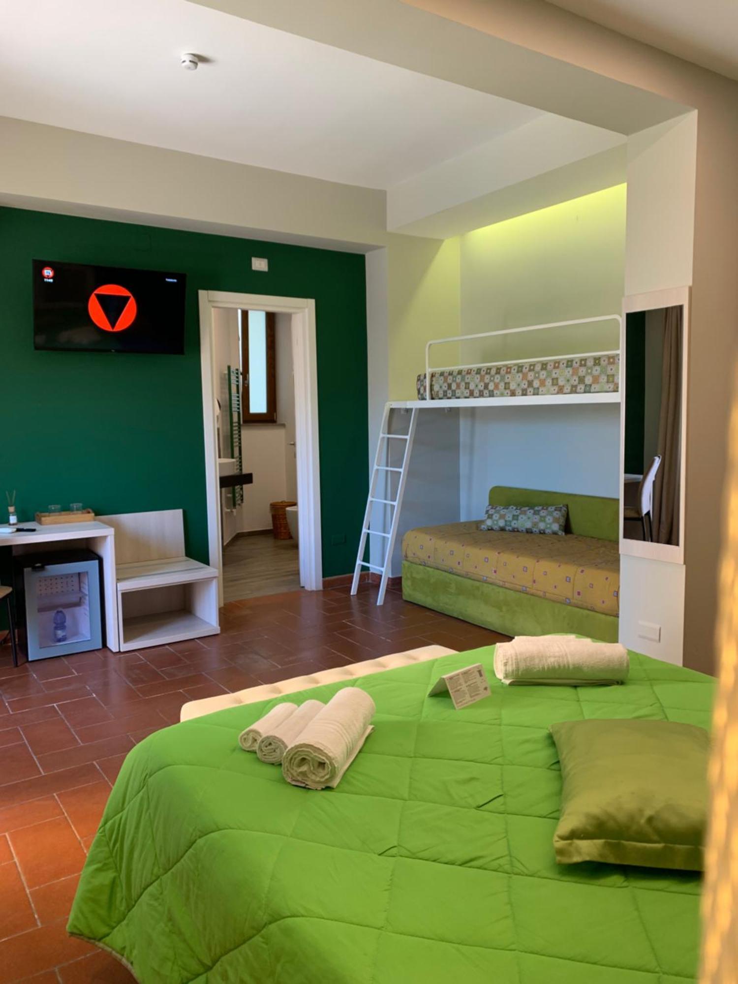 فيبو فالينتيا Villa Zufro المظهر الخارجي الصورة